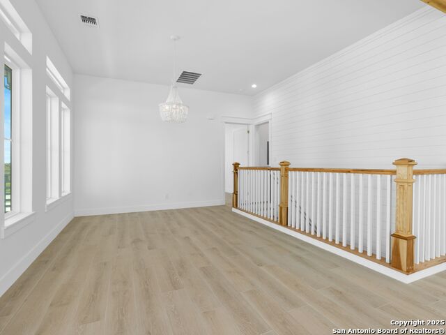 Listing photo id 24 for 506 Sunrise Ave