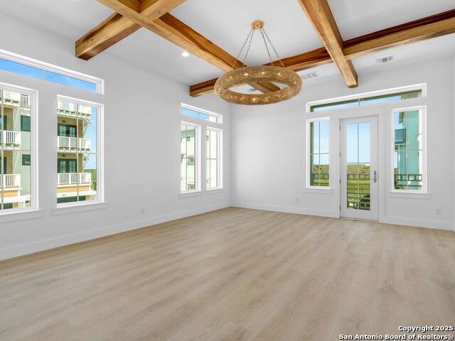 Listing photo id 3 for 506 Sunrise Ave