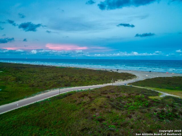 Listing photo id 5 for 506 Sunrise Ave