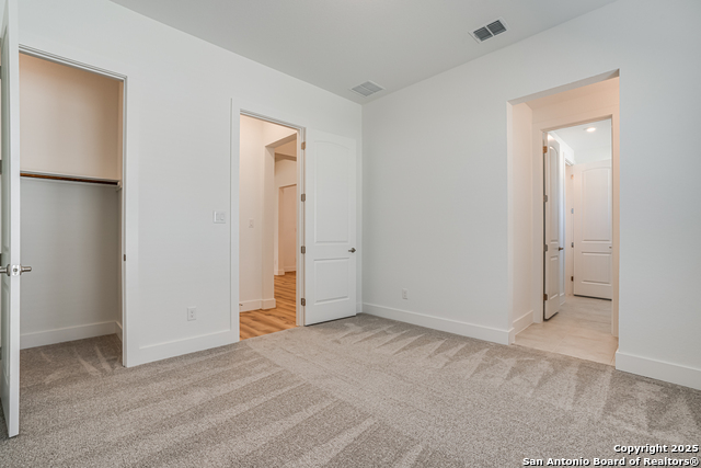 Listing photo id 20 for 5240 Estates Oak Way