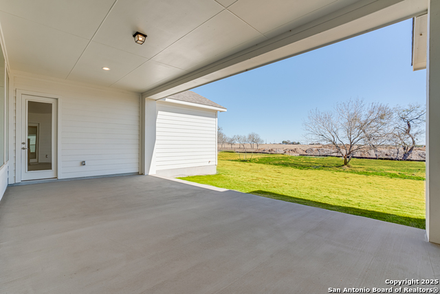 Listing photo id 47 for 5240 Estates Oak Way