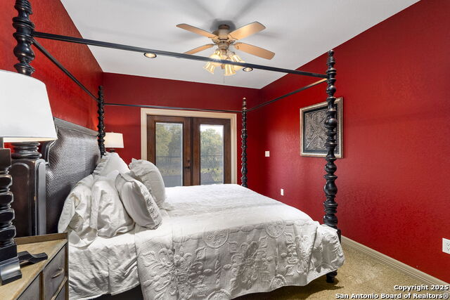 Listing photo id 27 for 443 Rosewood Dr