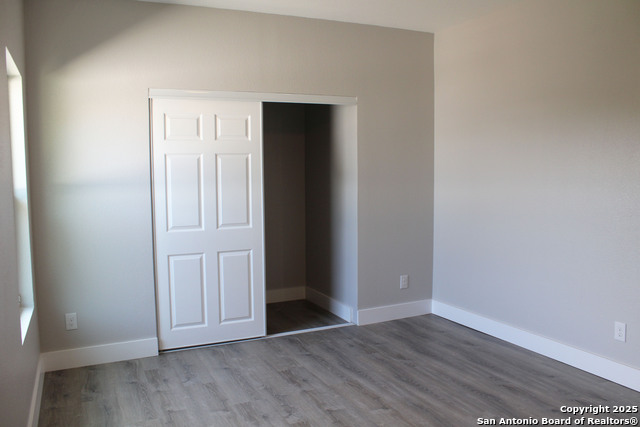 Listing photo id 12 for 109 Shenandoah St