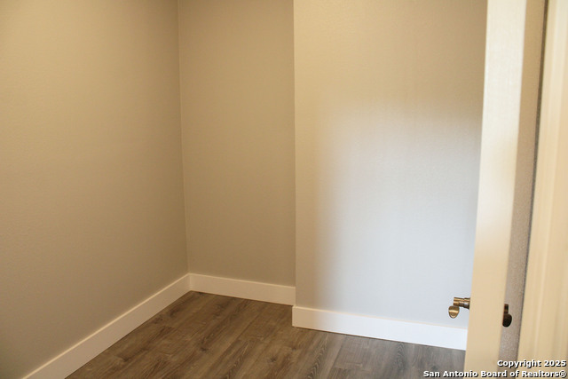 Listing photo id 21 for 109 Shenandoah St