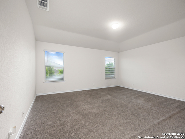 Listing photo id 9 for 224 Cuban Emerald