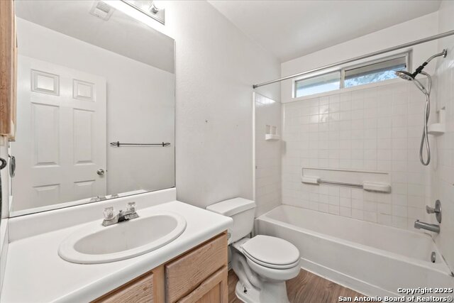 Image 22 of 30 For 7122 Coral Springs