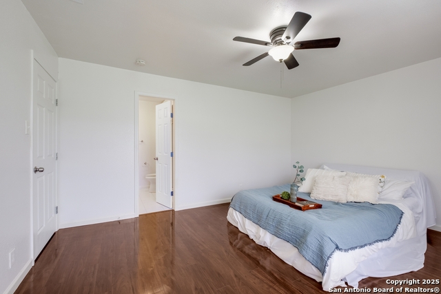 Listing photo id 9 for 5707 Bogart