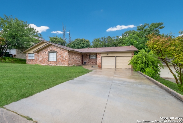 Listing photo id 1 for 5707 Bogart