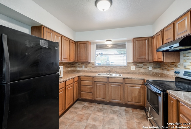 Listing photo id 6 for 5707 Bogart