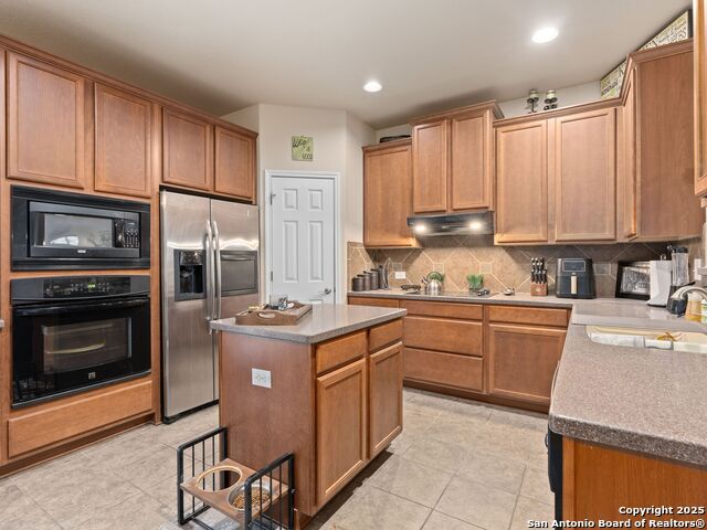 Image 10 of 26 For 9823 Amberg  