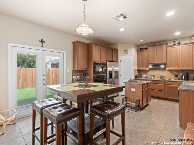 Image 14 of 26 For 9823 Amberg  