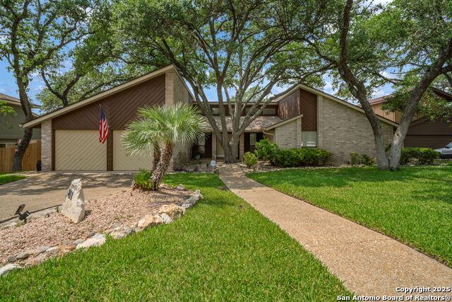 Image 3 of 47 For 811 Sherman Oak