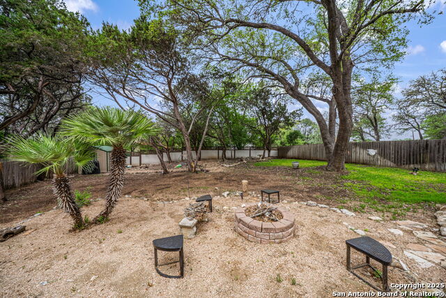 Image 34 of 47 For 811 Sherman Oak