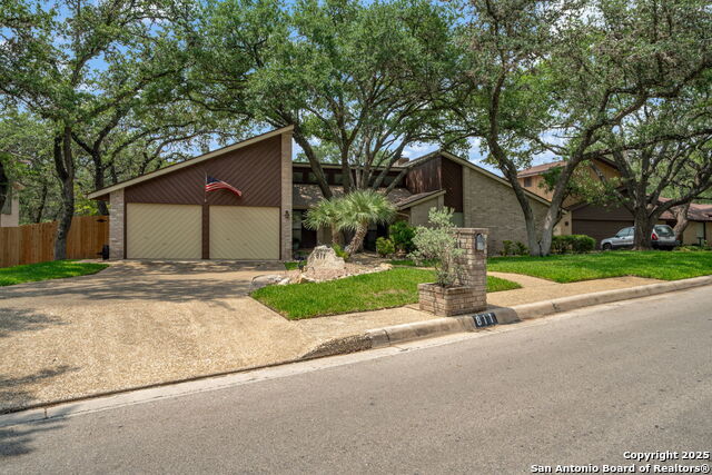 Image 4 of 47 For 811 Sherman Oak
