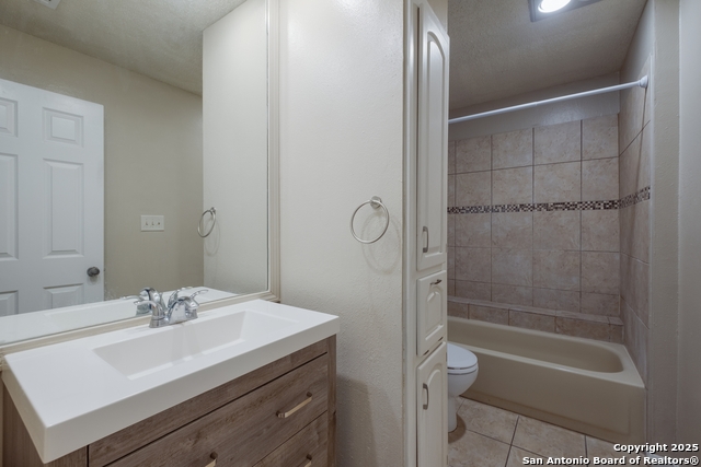 Image 20 of 32 For 11843 Braesview  1614