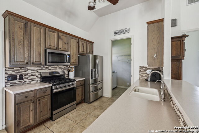Image 15 of 47 For 27322 Sherwood Forest Dr