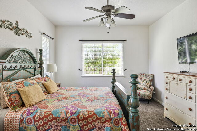 Image 18 of 47 For 27322 Sherwood Forest Dr