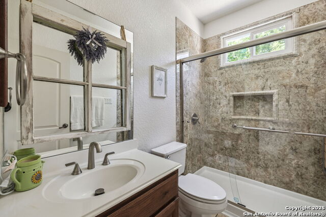 Image 25 of 47 For 27322 Sherwood Forest Dr