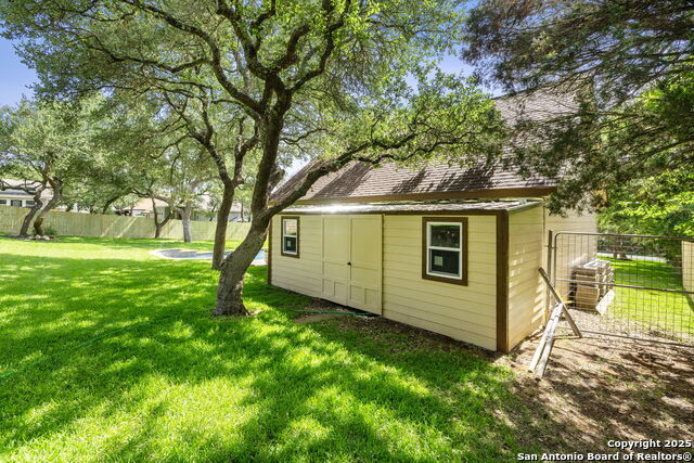 Image 40 of 47 For 27322 Sherwood Forest Dr