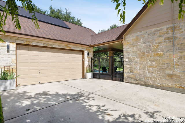 Image 41 of 47 For 27322 Sherwood Forest Dr