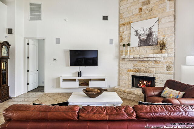 Image 7 of 47 For 27322 Sherwood Forest Dr