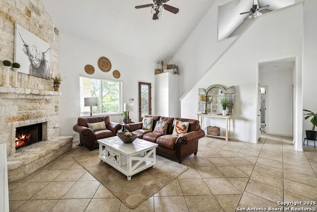 Image 9 of 47 For 27322 Sherwood Forest Dr
