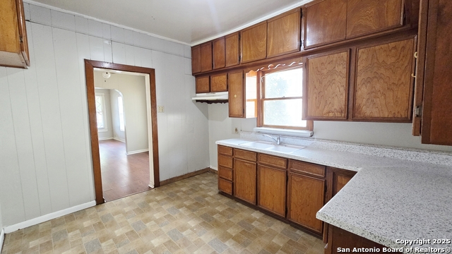 Image 10 of 23 For 2112 San Fernando St #a