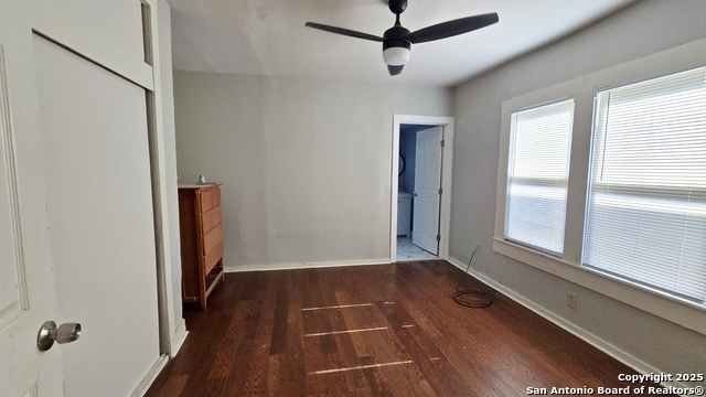 Image 13 of 23 For 2112 San Fernando St #a