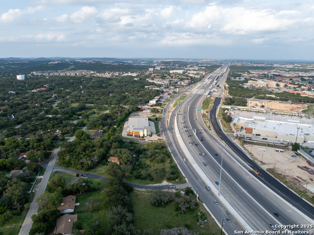 Image 10 of 15 For 7413 N Loop 1604 W