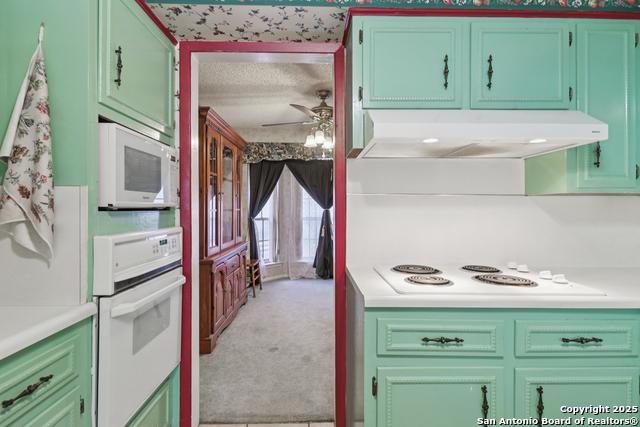 Image 19 of 47 For 6210 Echo Hill