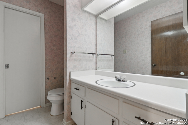 Image 33 of 47 For 6210 Echo Hill