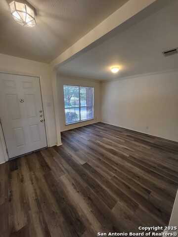 Image 2 of 18 For 638 Granite Cliff