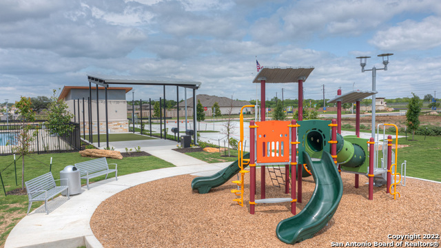 Listing photo id 37 for 331 Bluetick Trail