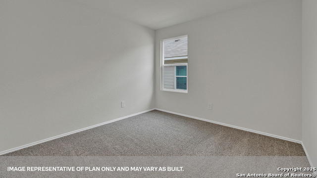 Listing photo id 5 for 331 Bluetick Trail