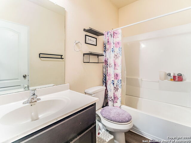 Listing photo id 8 for 13247 Montane Manor Ln
