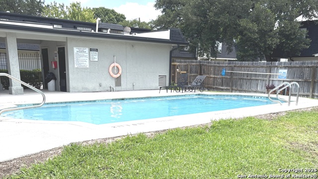 Image 12 of 16 For 7834 Broadway  207
