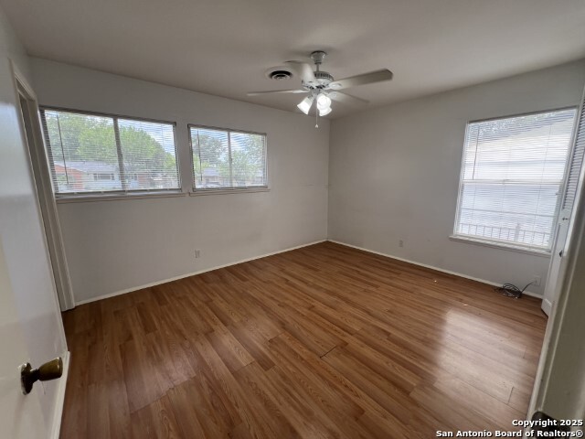 Image 7 of 12 For 6042 Knoll Krest