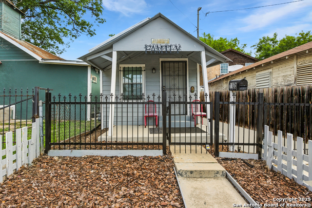 Details for 1105 Delgado St, San Antonio, TX 78207