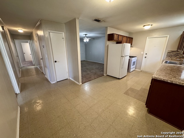 Image 10 of 17 For 1232 Goodwin