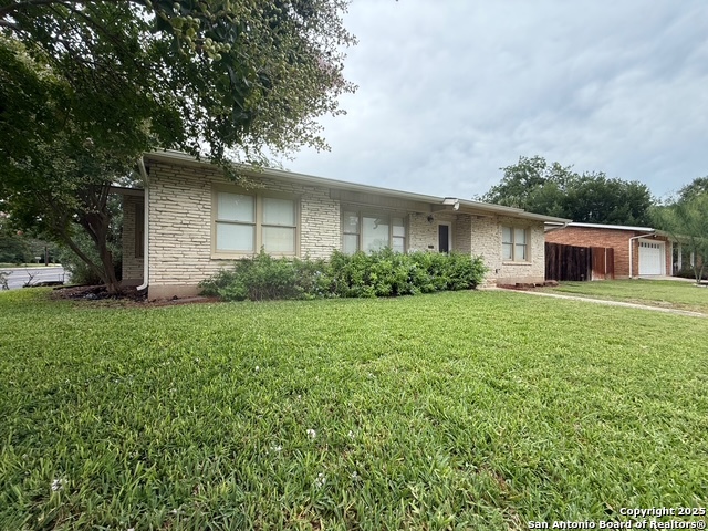 Details for 403 Nottingham E, San Antonio, TX 78209