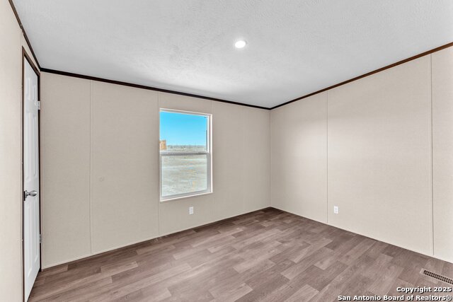 Image 21 of 22 For 2549 Fm 1332