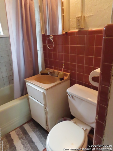 Image 8 of 12 For 326 Linares St