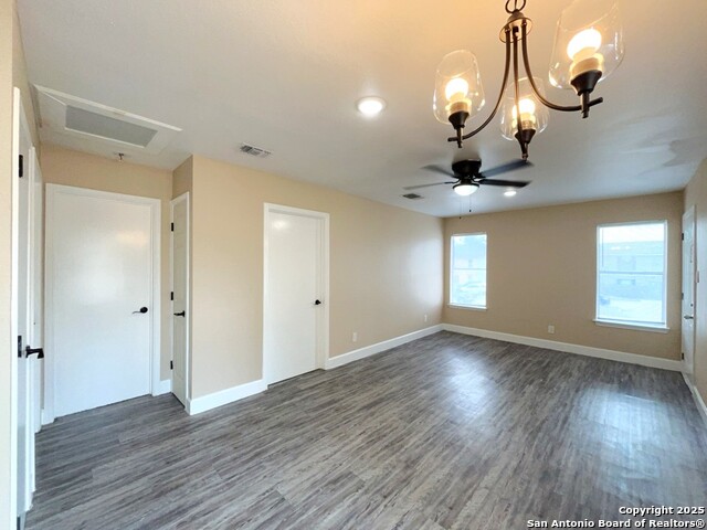 Image 11 of 20 For 7571 Windsor Oaks