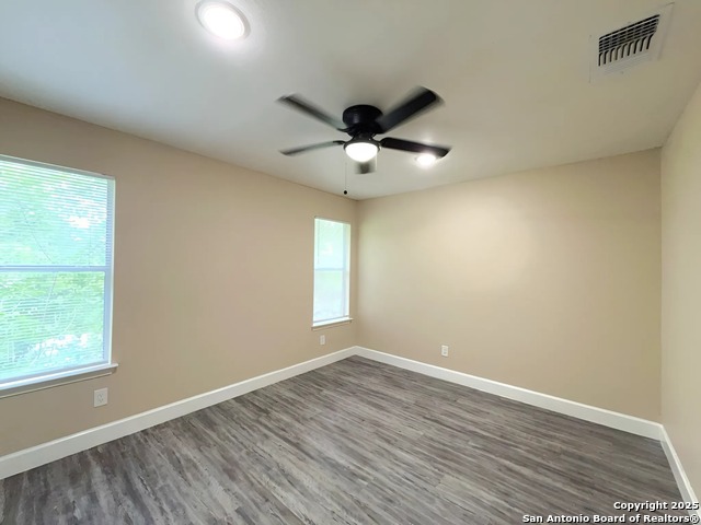 Image 12 of 20 For 7571 Windsor Oaks