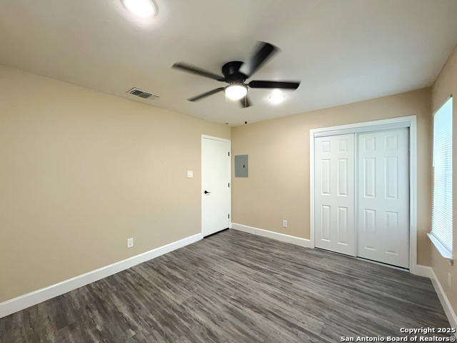 Image 13 of 20 For 7571 Windsor Oaks