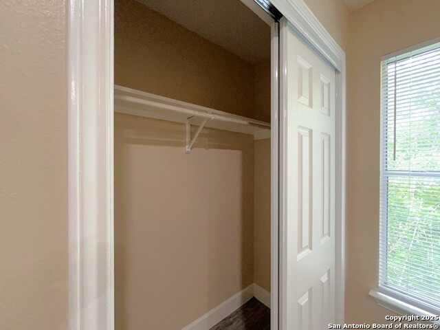 Image 14 of 20 For 7571 Windsor Oaks