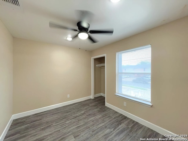 Image 16 of 20 For 7571 Windsor Oaks