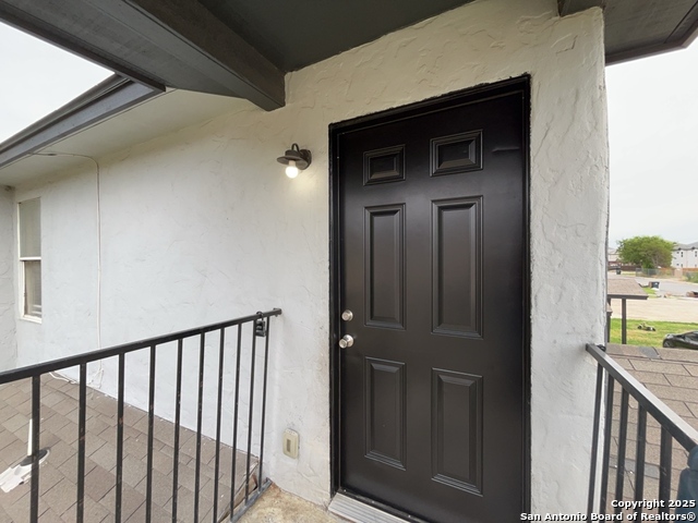 Image 19 of 20 For 7571 Windsor Oaks