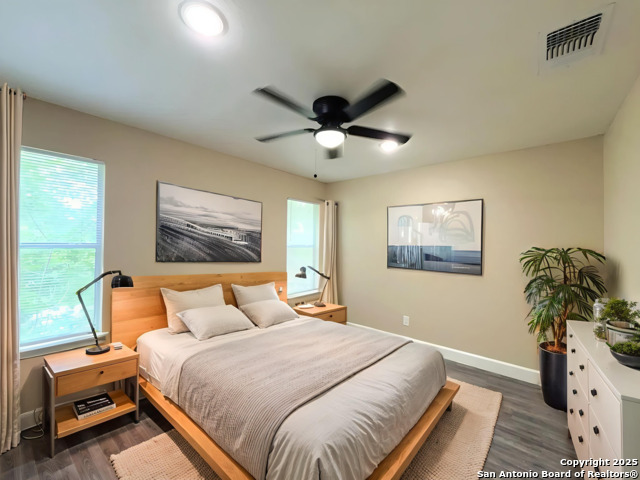 Image 4 of 20 For 7571 Windsor Oaks