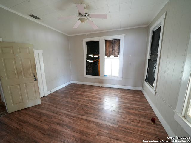 Image 8 of 11 For 607 Mckinley